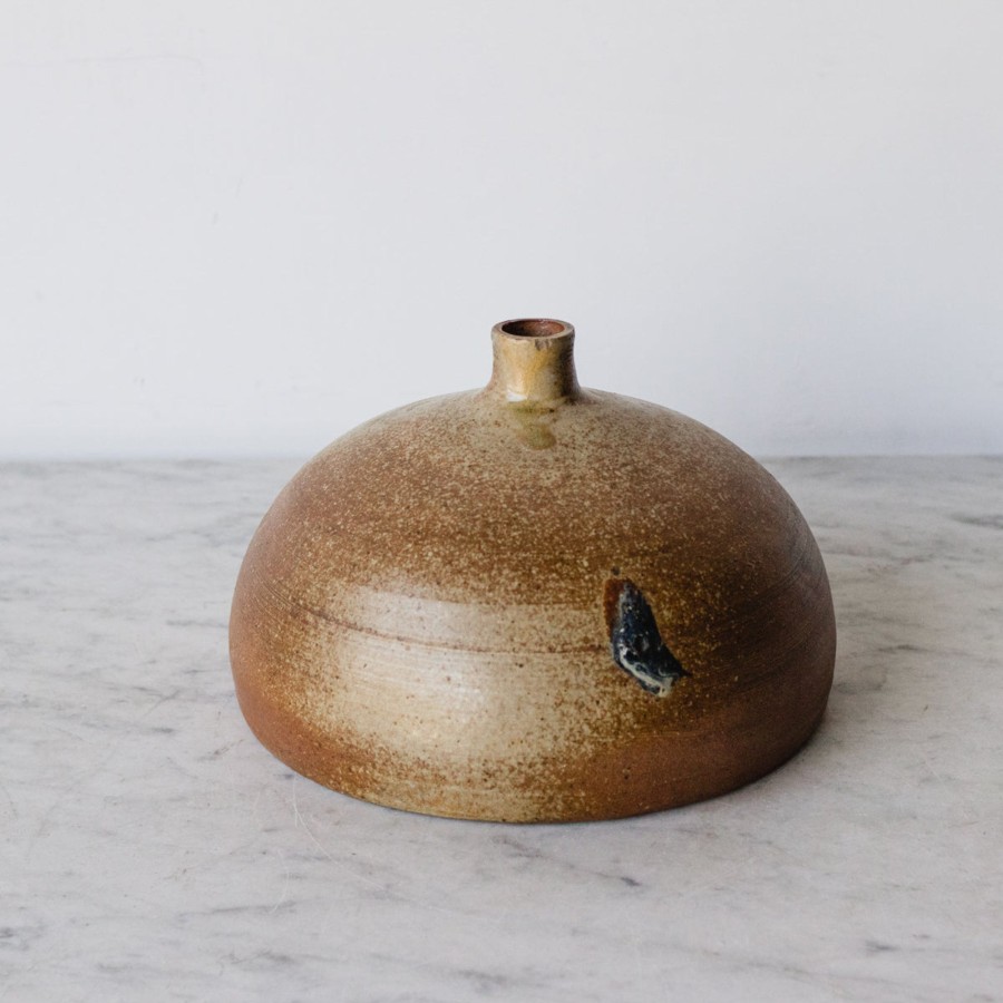 Art Galerie elsie green | Hand Made Stoneware Vase | Pierre Malbec Collection