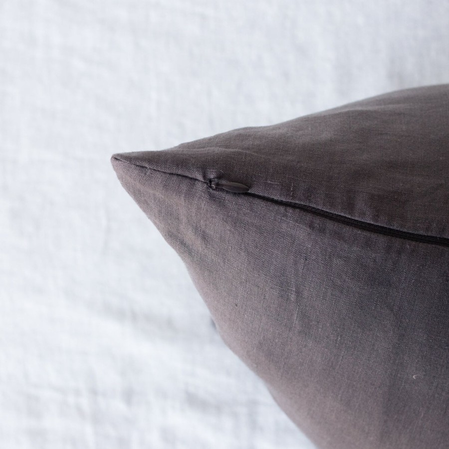 Textiles elsie green | Charcoal Linen Pillow Cover