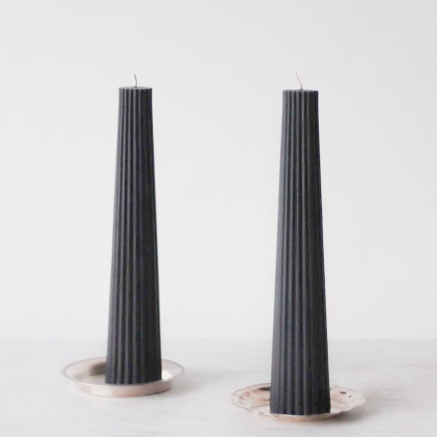 Decor elsie green | Beeswax Fluted Pillar Black