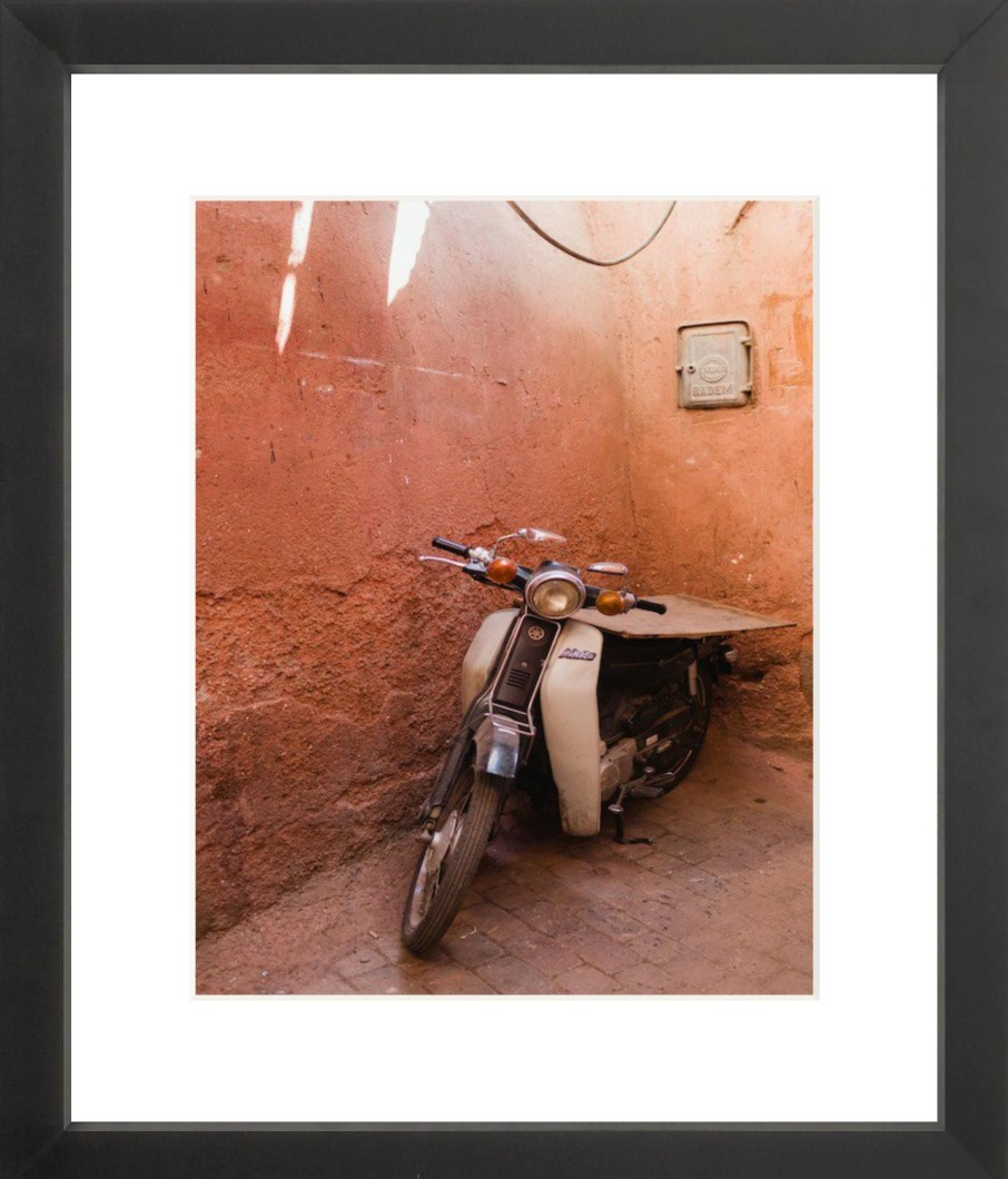 Art Galerie elsie green | Commute In Marrakech Printed Photograph