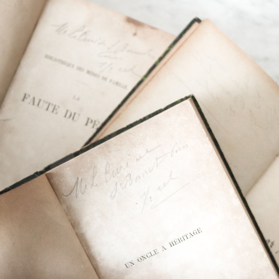 Decor elsie green | Leather Library Book