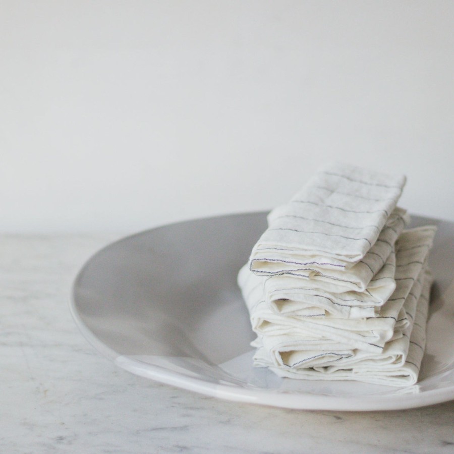 The French Kitchen Elsie Green | Classic Round Platter