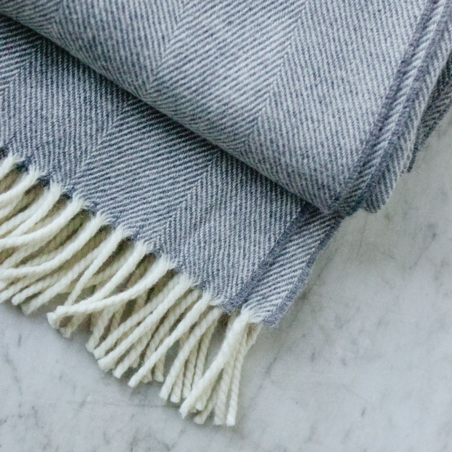 Textiles elsie green | Merino Wool Throw Raw Honey