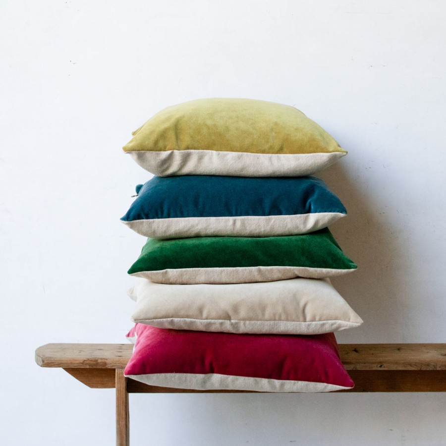 Textiles elsie green | Velvet Pillow Cover Peacock